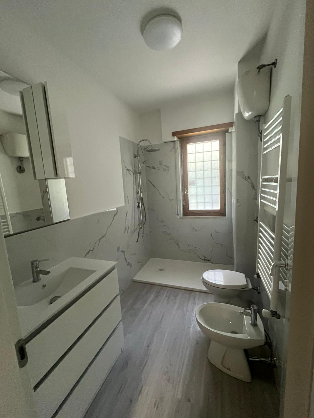 Foto Bagno Dopo Via Sante Vandi, 39